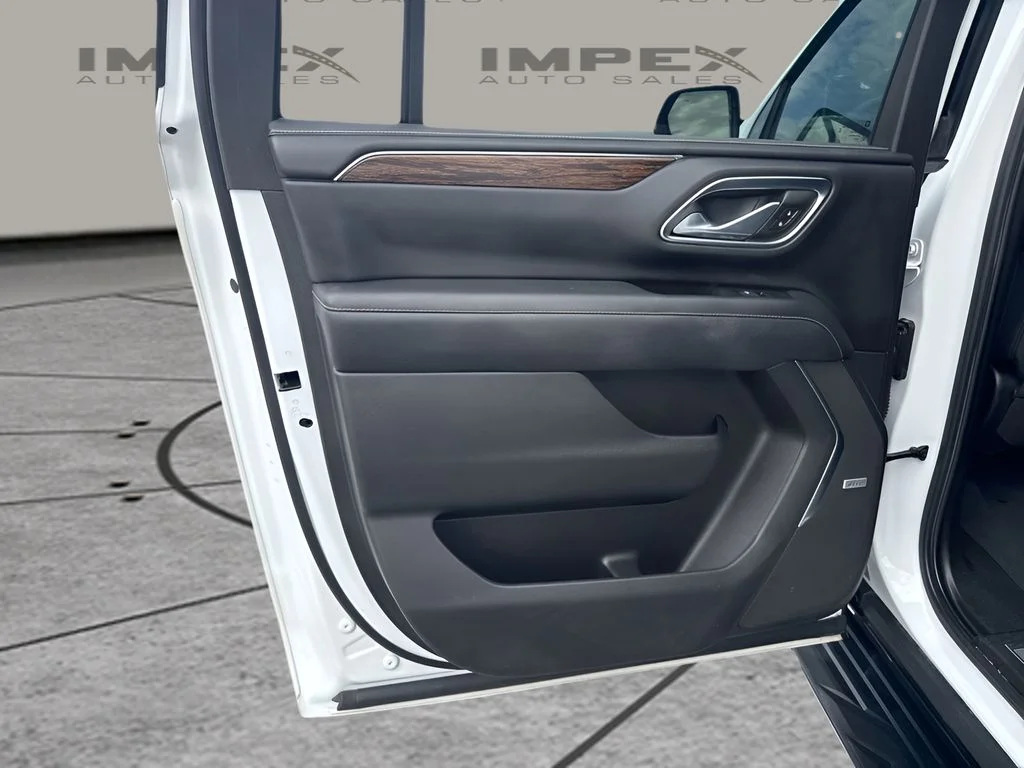 Used 2023 White Chevrolet Premier image 29
