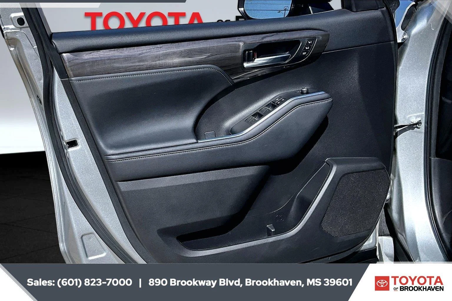 Used 2023 Celestial Silver Metallic Toyota Hybrid Platinum image 17