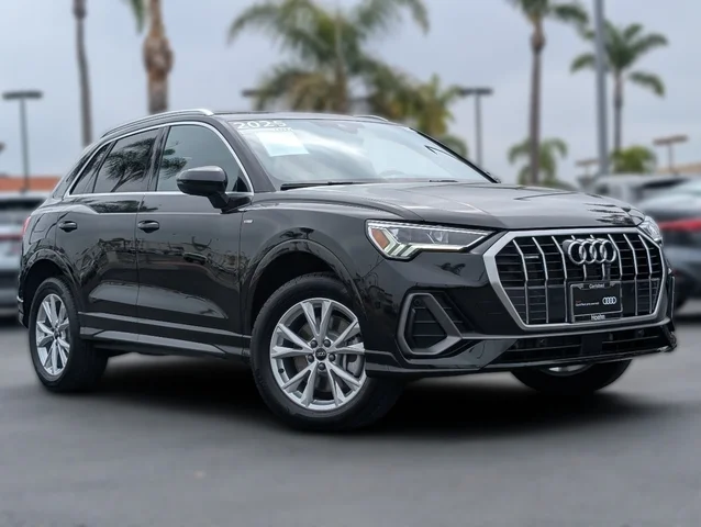 2025 Audi Q3 Premium