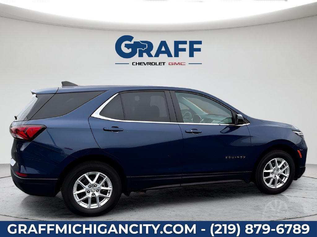 Used 2022 BLUE GLOW METALLIC Chevrolet LT image 9