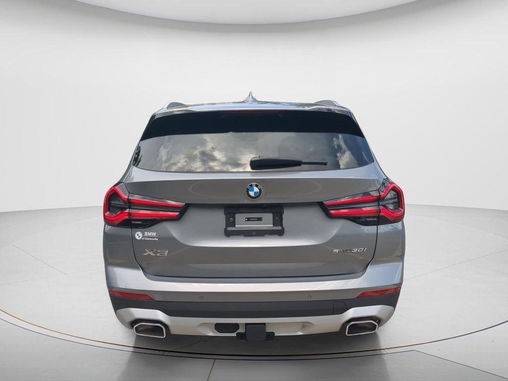 Used 2024 Gray BMW sDrive30i image 6