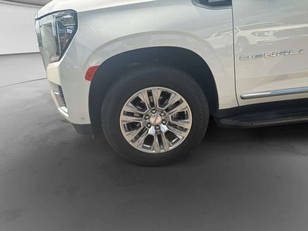 Used 2024 White GMC Denali image 9