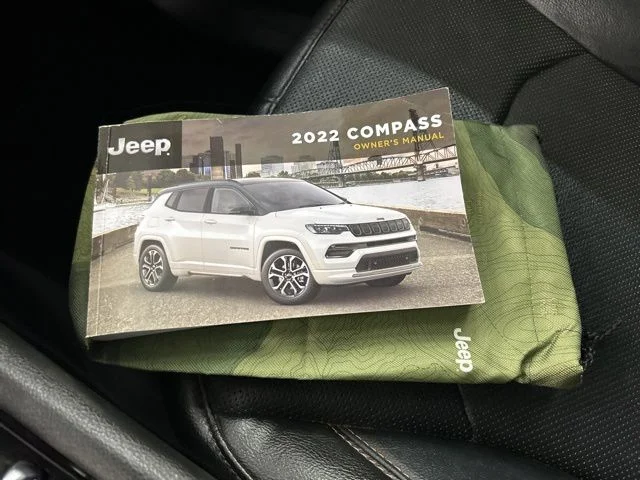 Used 2022 White Jeep Limited image 28