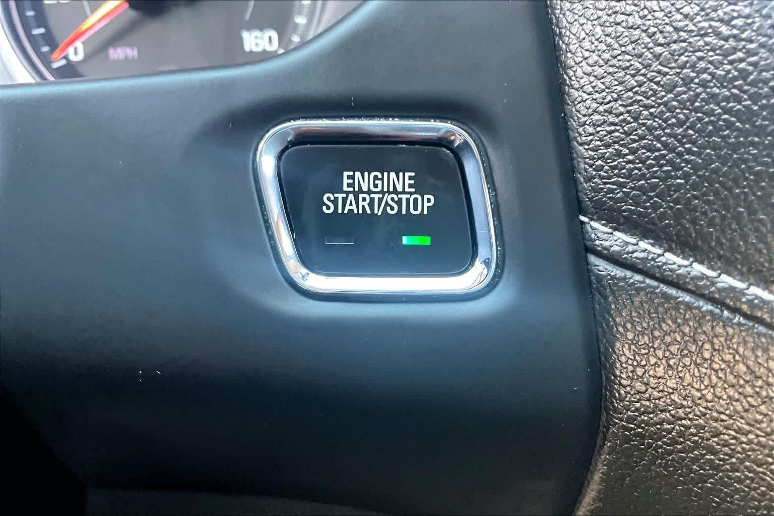 Used 2023 Summit White GMC SLE image 35