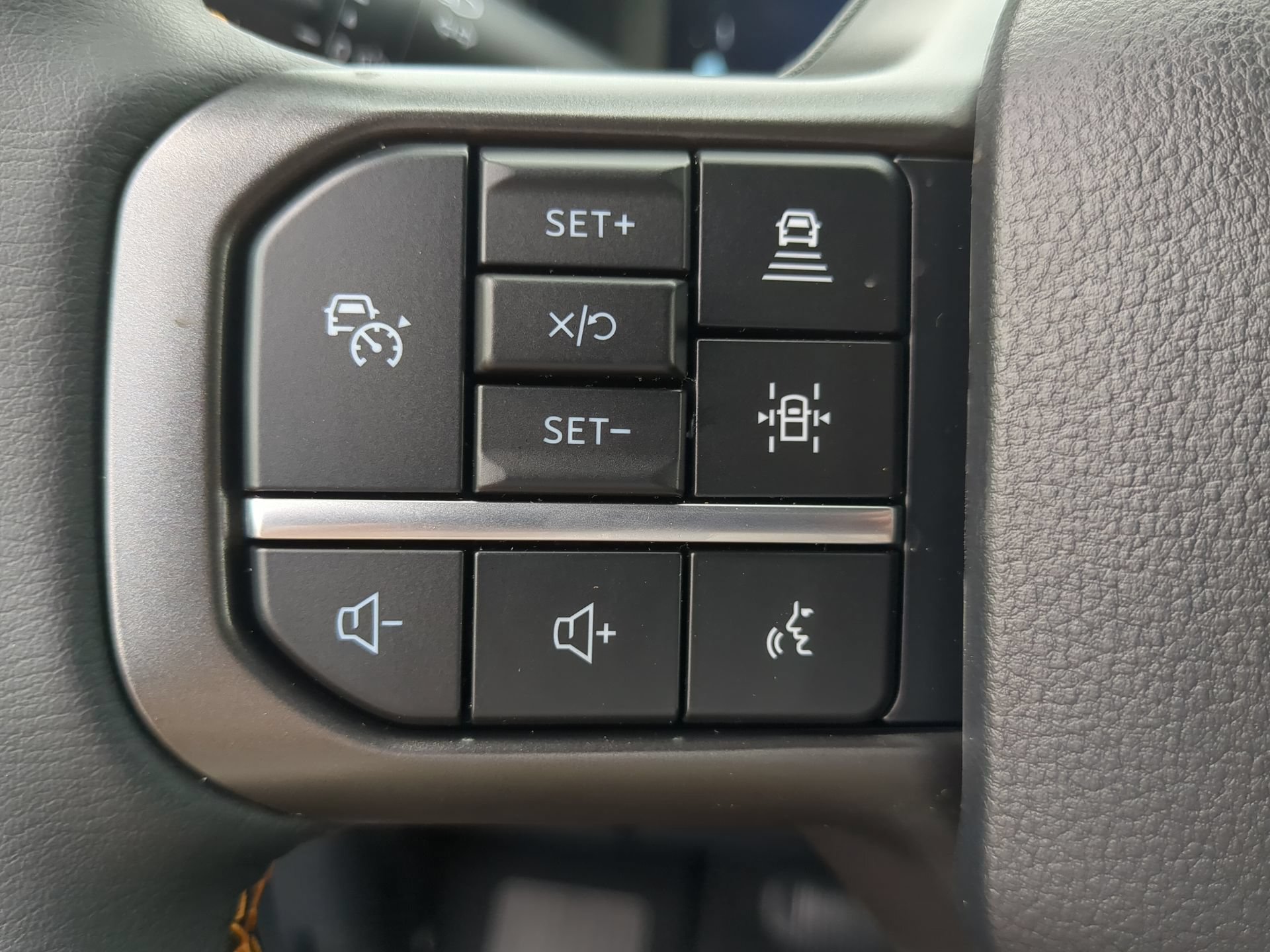 New 2026 Agate Black Metallic Ford Tremor® image 63