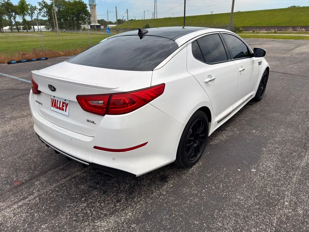 Used 2014 White Kia SXL image 6