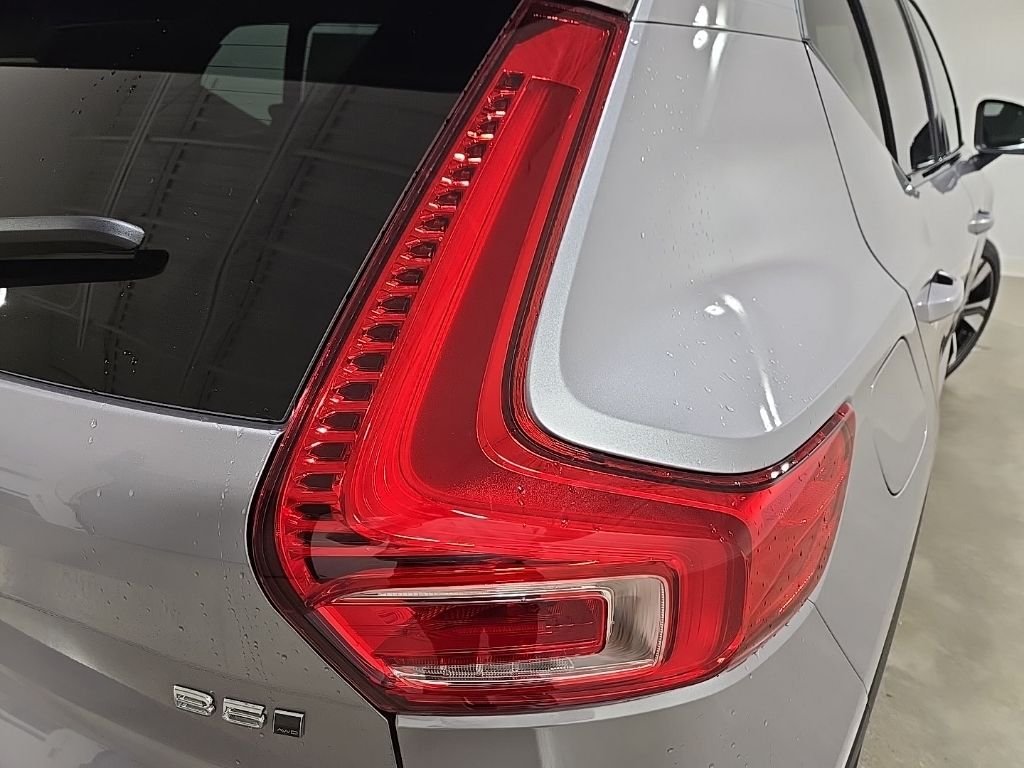 2026 Volvo XC40 Ultra - Photo 10