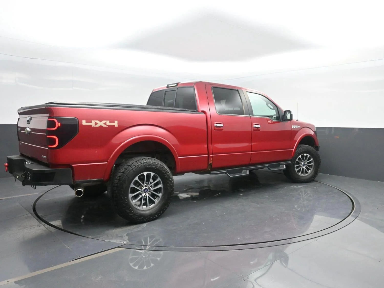 Used 2012 Red Candy Metallic Tinted Clearcoat Ford Lariat image 2