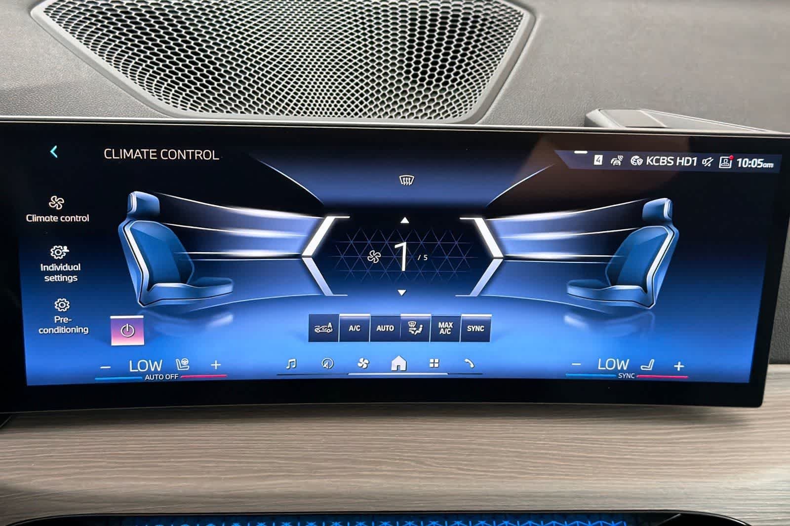 New 2026 Brooklyn Grey Metallic BMW xDrive40 image 21