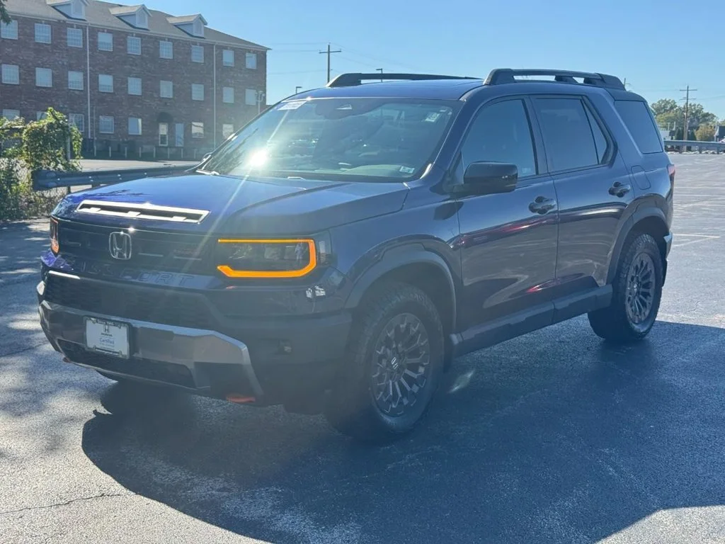 Certified Used 2026 Blue Honda TrailSport image 10