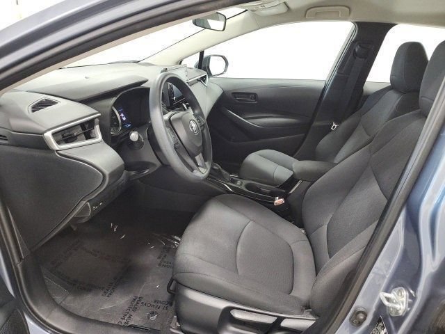 Used 2022 Celestite Toyota LE image 18