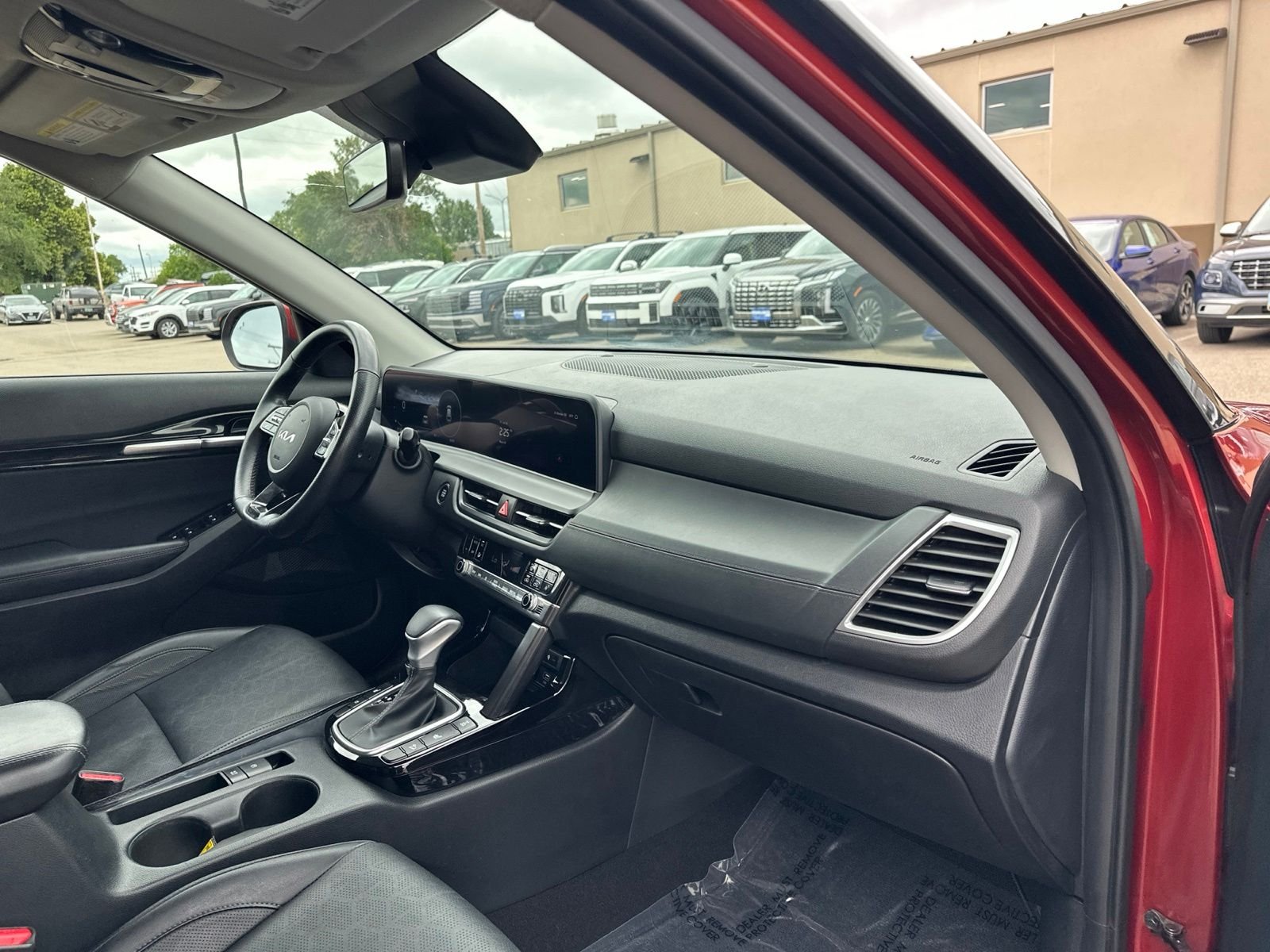 Used 2024 Orange Kia SX image 29