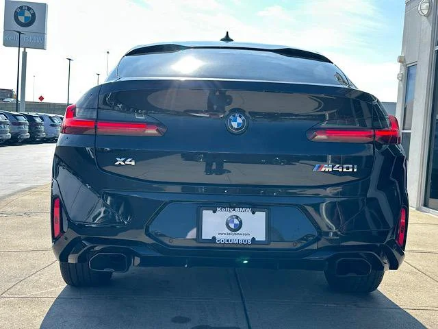 Used 2022 Black Sapphire Metallic BMW M40i image 9