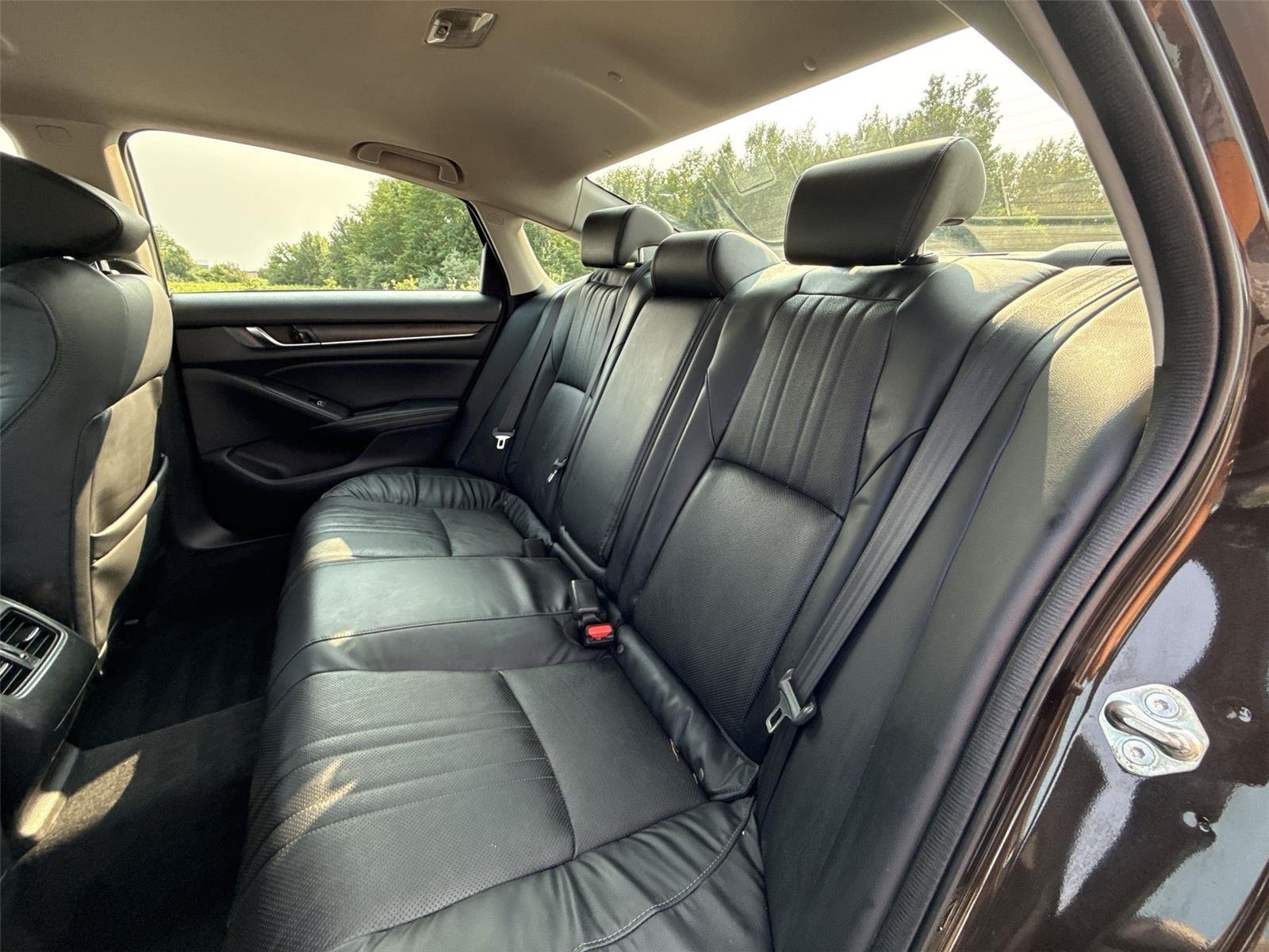 2018 Honda Accord Hybrid EX-L - Photo 20