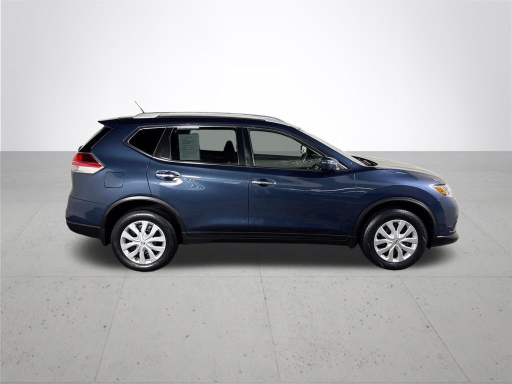 Used 2016 Blue Nissan S image 5