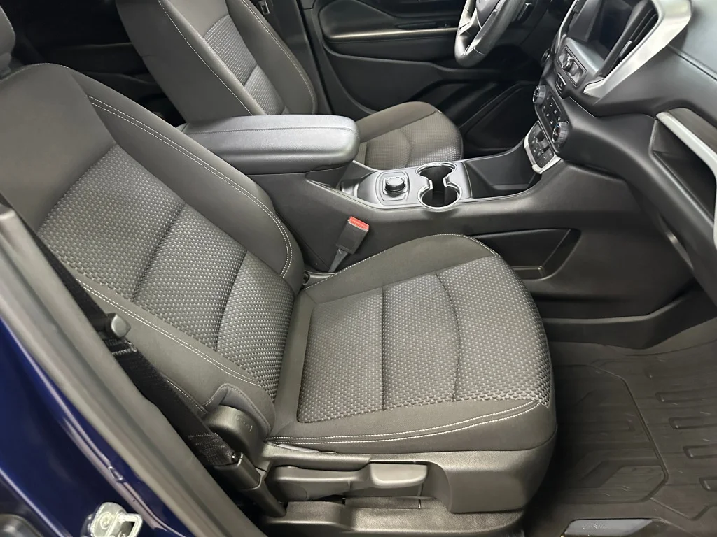 Used 2023 Marine Metallic GMC SLE image 29
