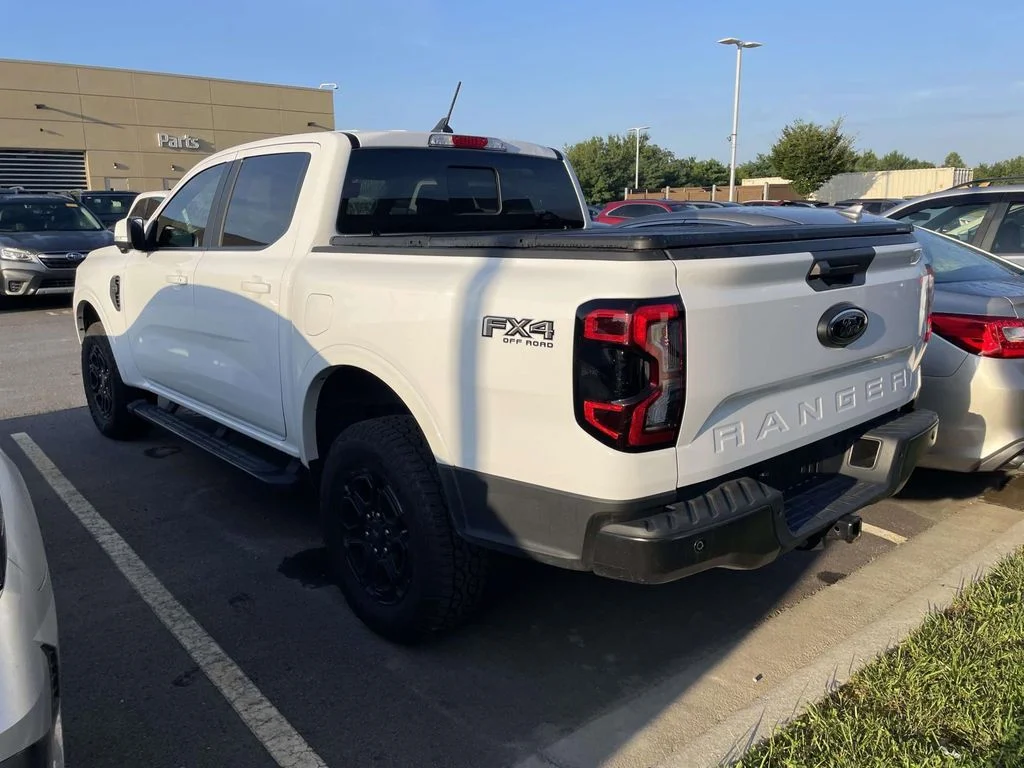Used 2025 Oxford White Ford LARIAT image 3