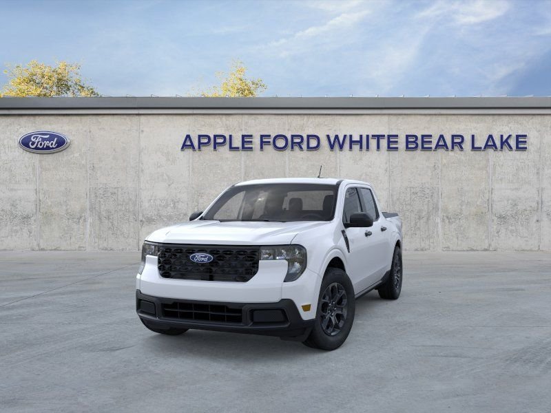 New 2026 White Ford XLT image 2