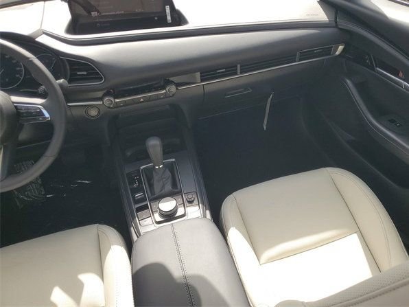 2026 Mazda CX-30 Premium - Photo 16