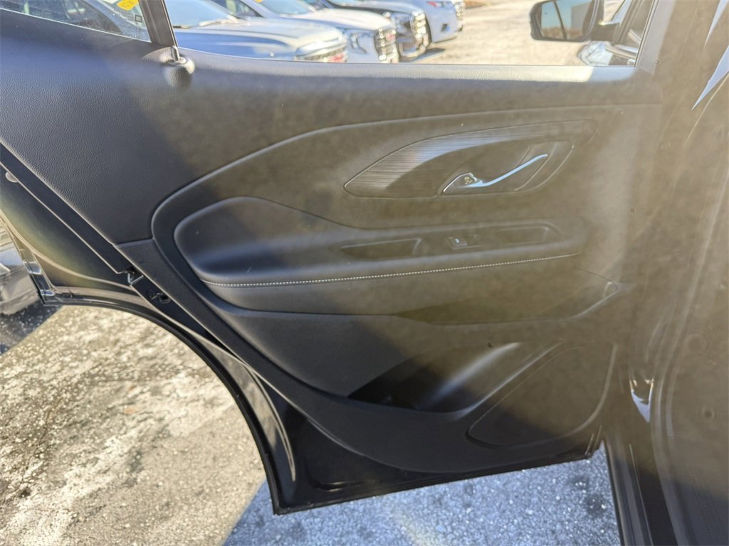 2022 GMC TERRAIN - Image 29