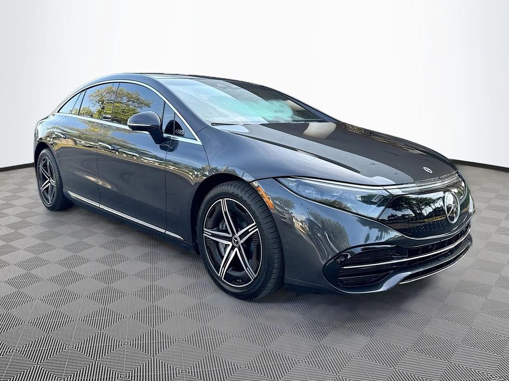 Used 2024 Gray Mercedes-Benz 450 image 4
