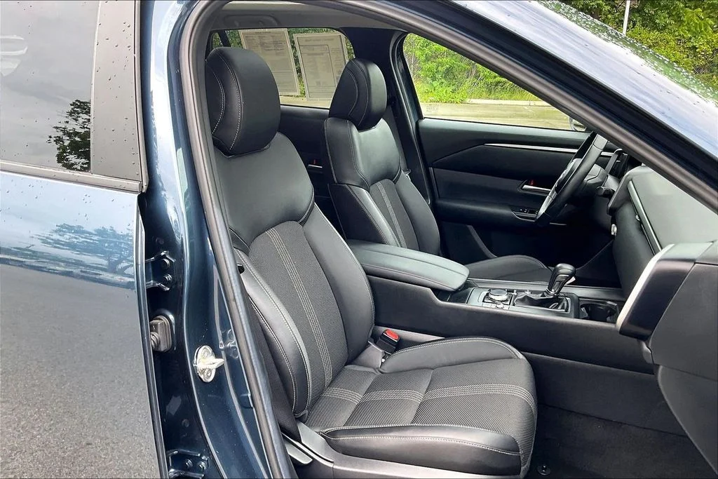 Used 2024 Blue Mazda 2.5 S Premium Package image 7