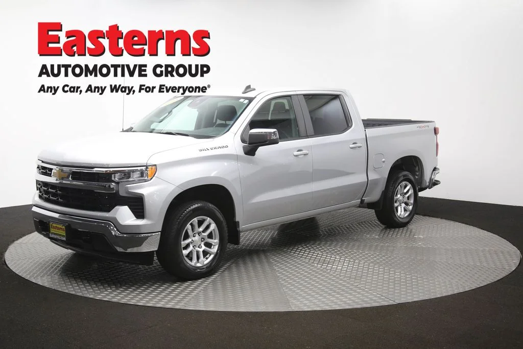 Used 2022 Silver Chevrolet LT image 58