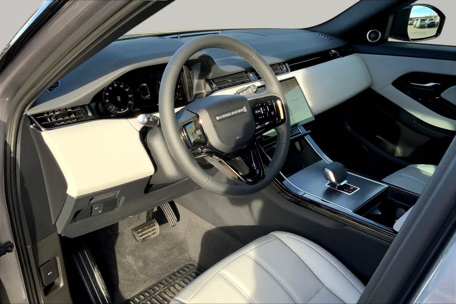 New 2026 Eiger Grey Land Rover Core S image 8