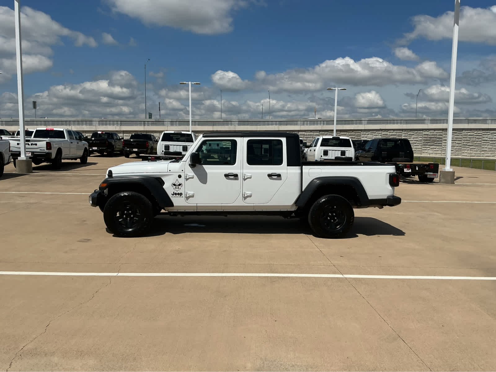 Used 2023 Bright White Clearcoat Jeep Sport image 11