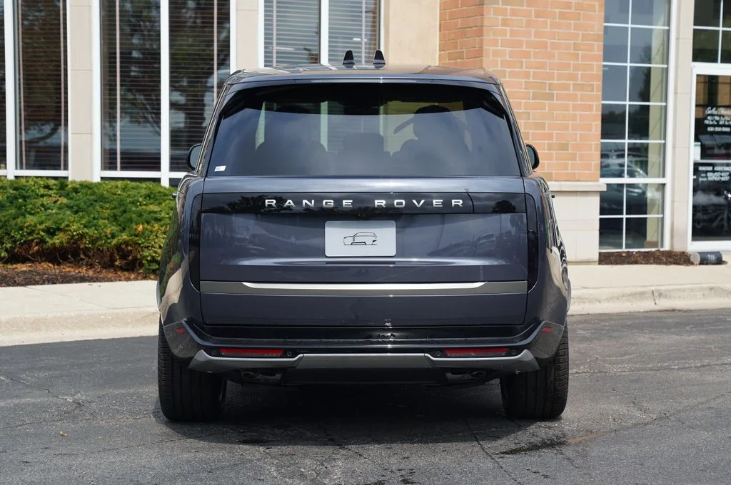 New 2026 Varesine Blue Land Rover SE image 5