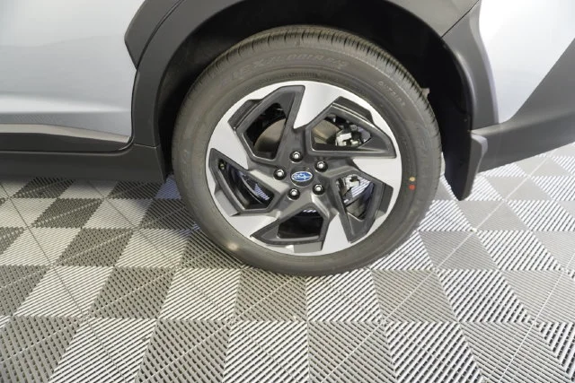 New 2026 ICE SILVER METALLIC Subaru Limited image 8