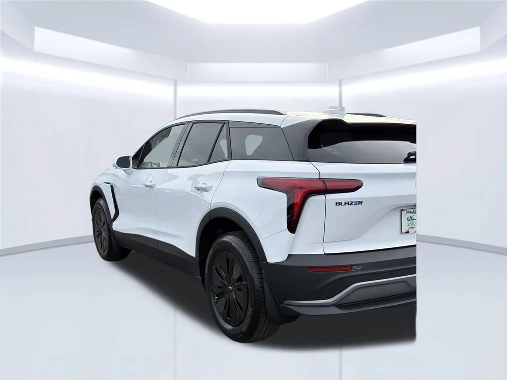 2026 Chevrolet Blazer EV LT - Photo 39