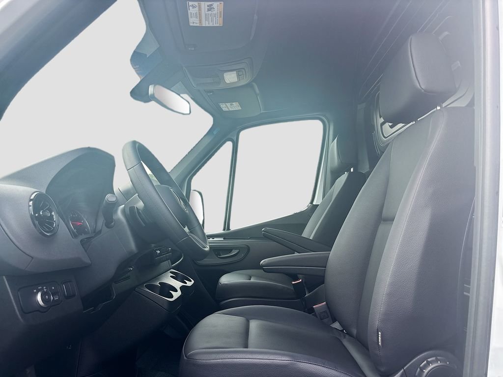 Used 2026 White Mercedes-Benz Cargo Van image 31