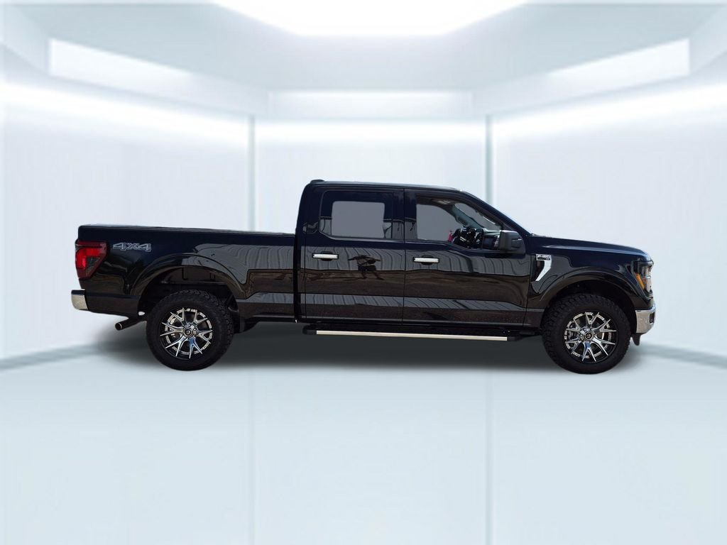 Used 2025 Black Ford XLT image 7
