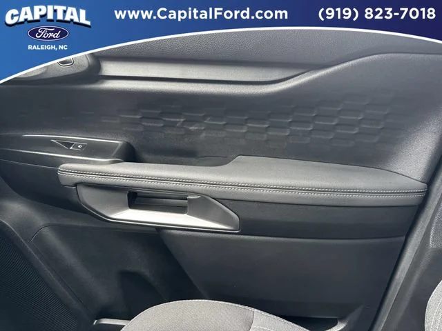 Used 2024 Green Ford XLT image 28