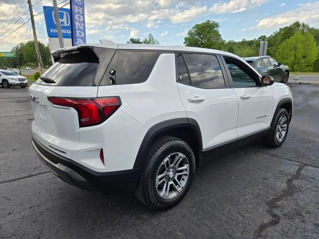 Used 2025 White GMC Elevation image 8