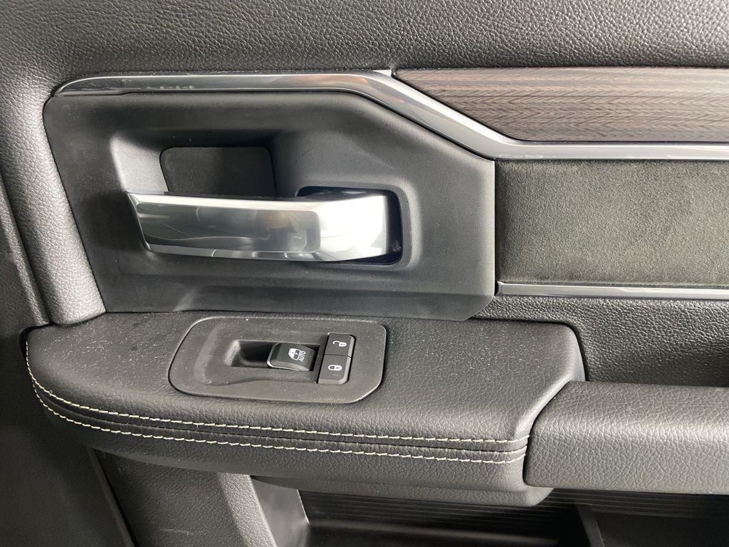 New 2026 Silver-Zynith Exterior Paint RAM Laramie image 12