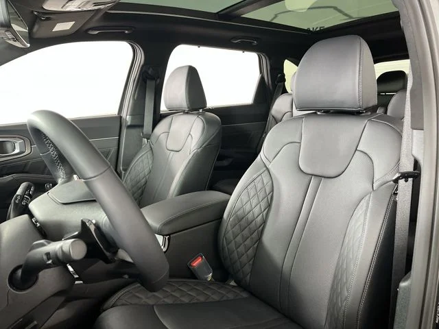 2026 Kia Sorento SX Prestige Hybrid - Photo 11