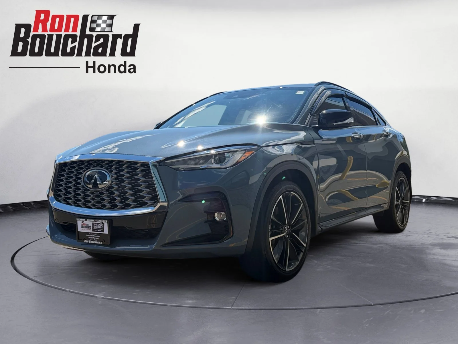 Used 2025 Slate Gray INFINITI LUXE image 5