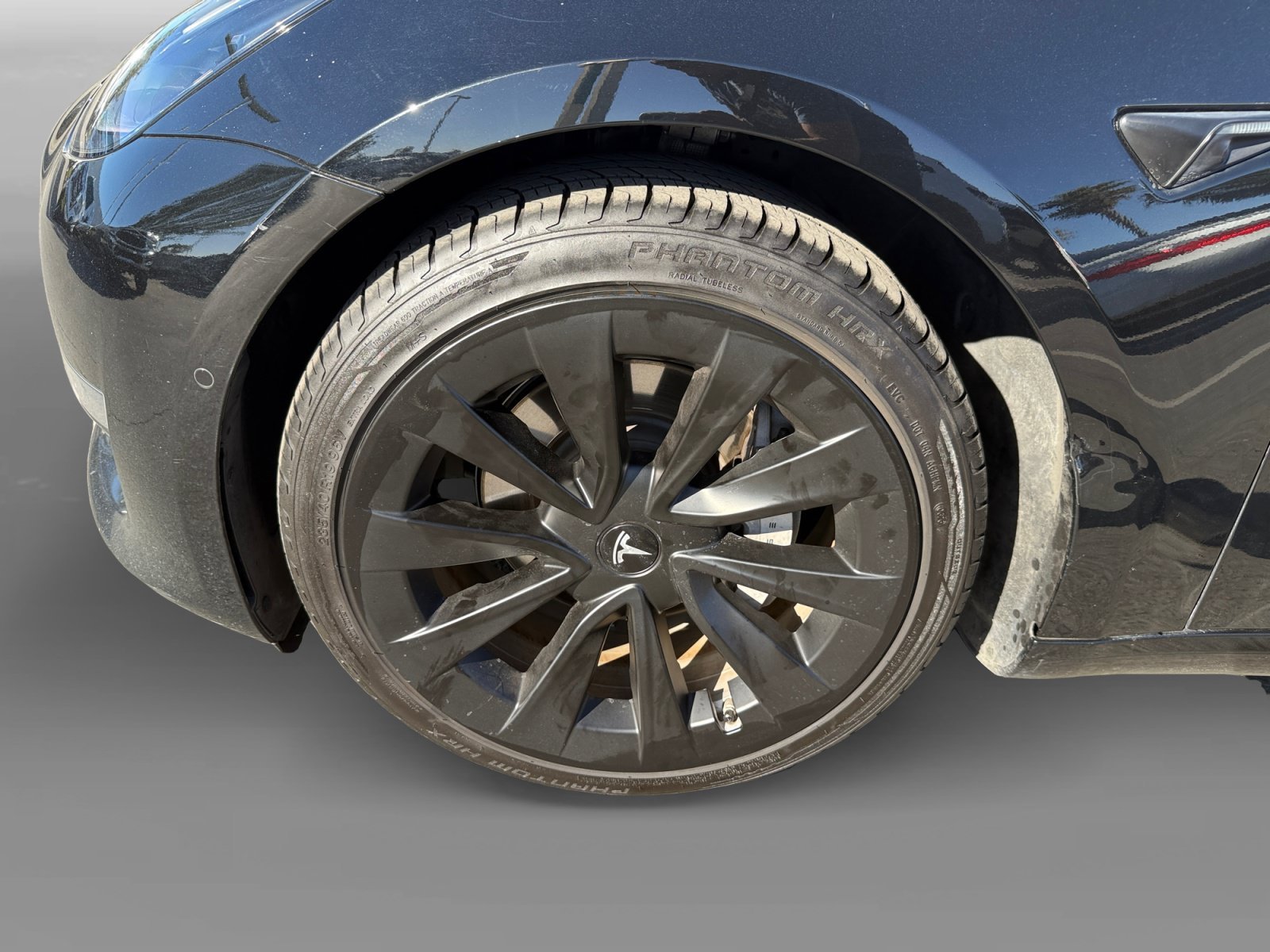 Used 2021 Black Tesla Standard Range Plus image 9