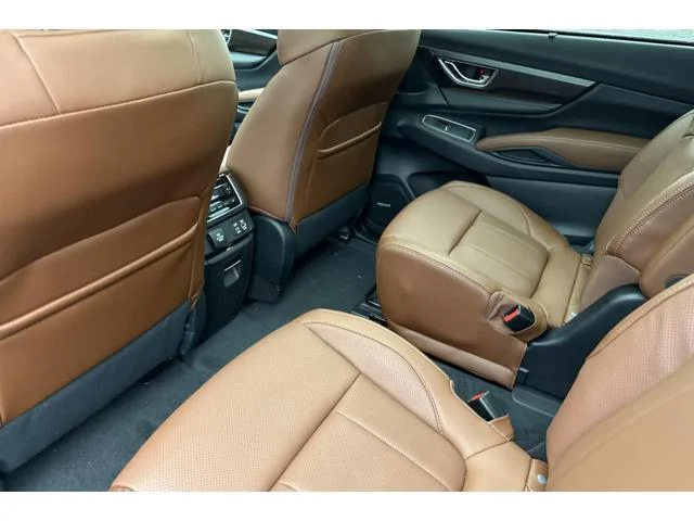 New 2026 CRYSTAL WHITE PEARL Subaru Touring 7-Passenger image 11