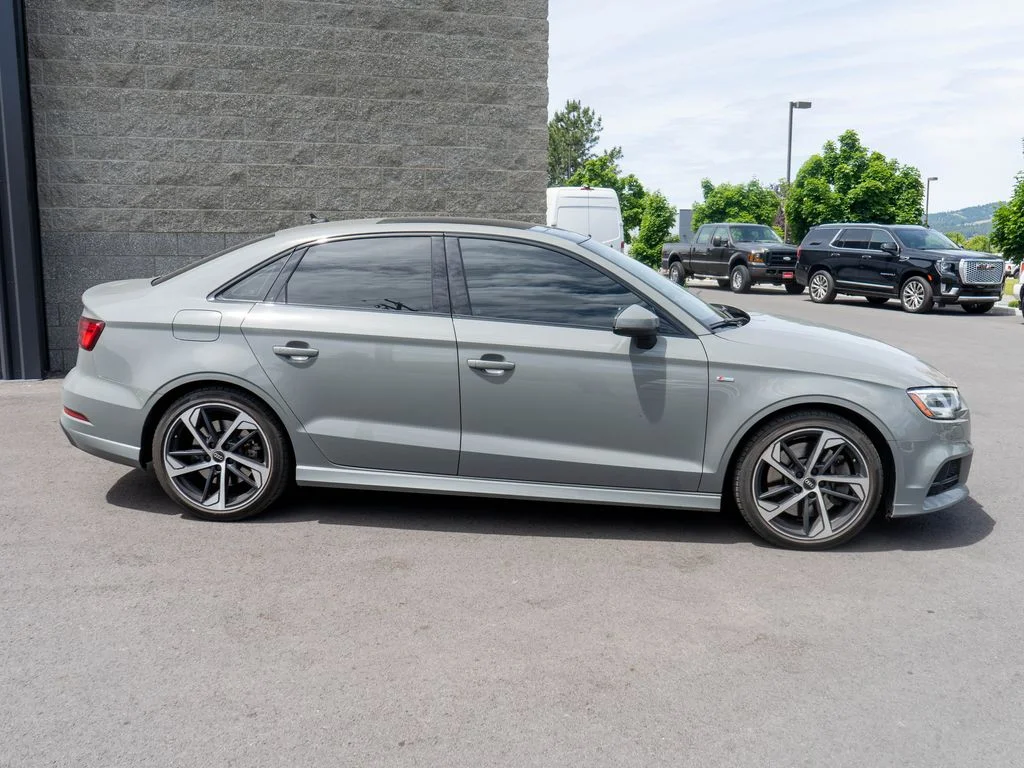Used 2020 Gray Audi 2.0T Premium image 8