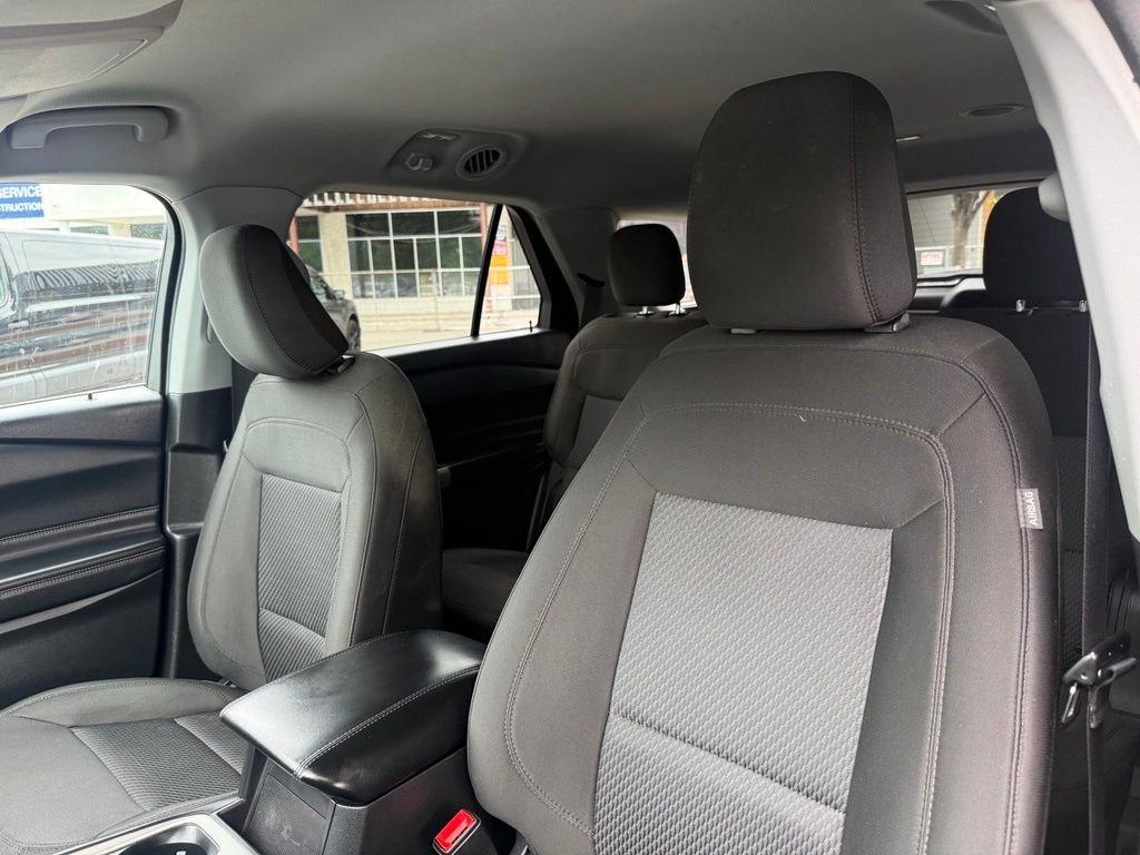 Used 2023 Black Ford XLT image 21