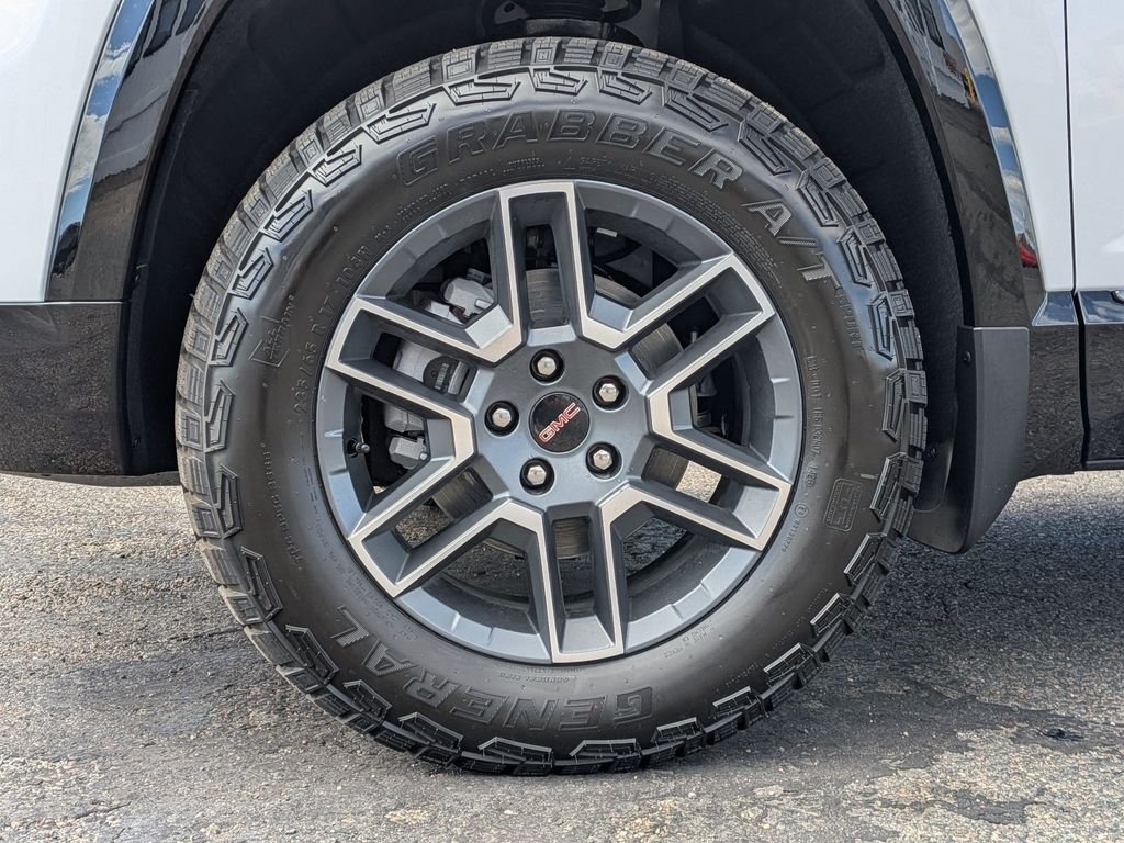 New 2027 Summit White GMC AWD AT4 image 26