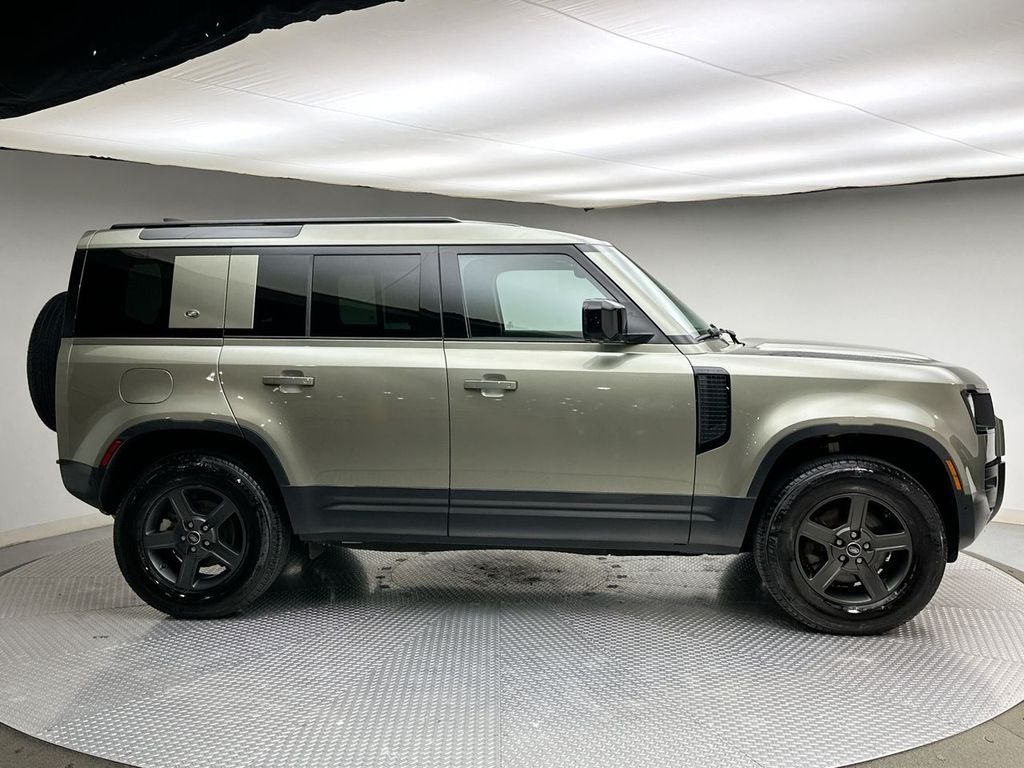 Certified Used 2023 Pangea Green Metallic Land Rover S image 14