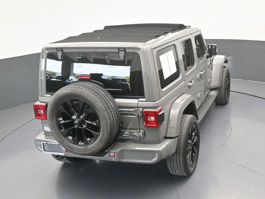 Used 2022 Sting-Gray Clearcoat Jeep Unlimited Sahara High Altitude image 55