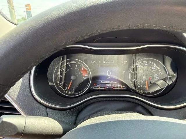 Used 2021 Black Jeep Latitude Lux image 7