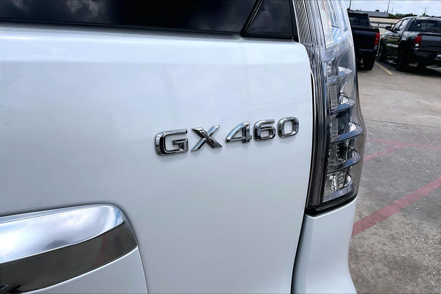 Used 2020 Starfire Pearl Lexus Premium image 10