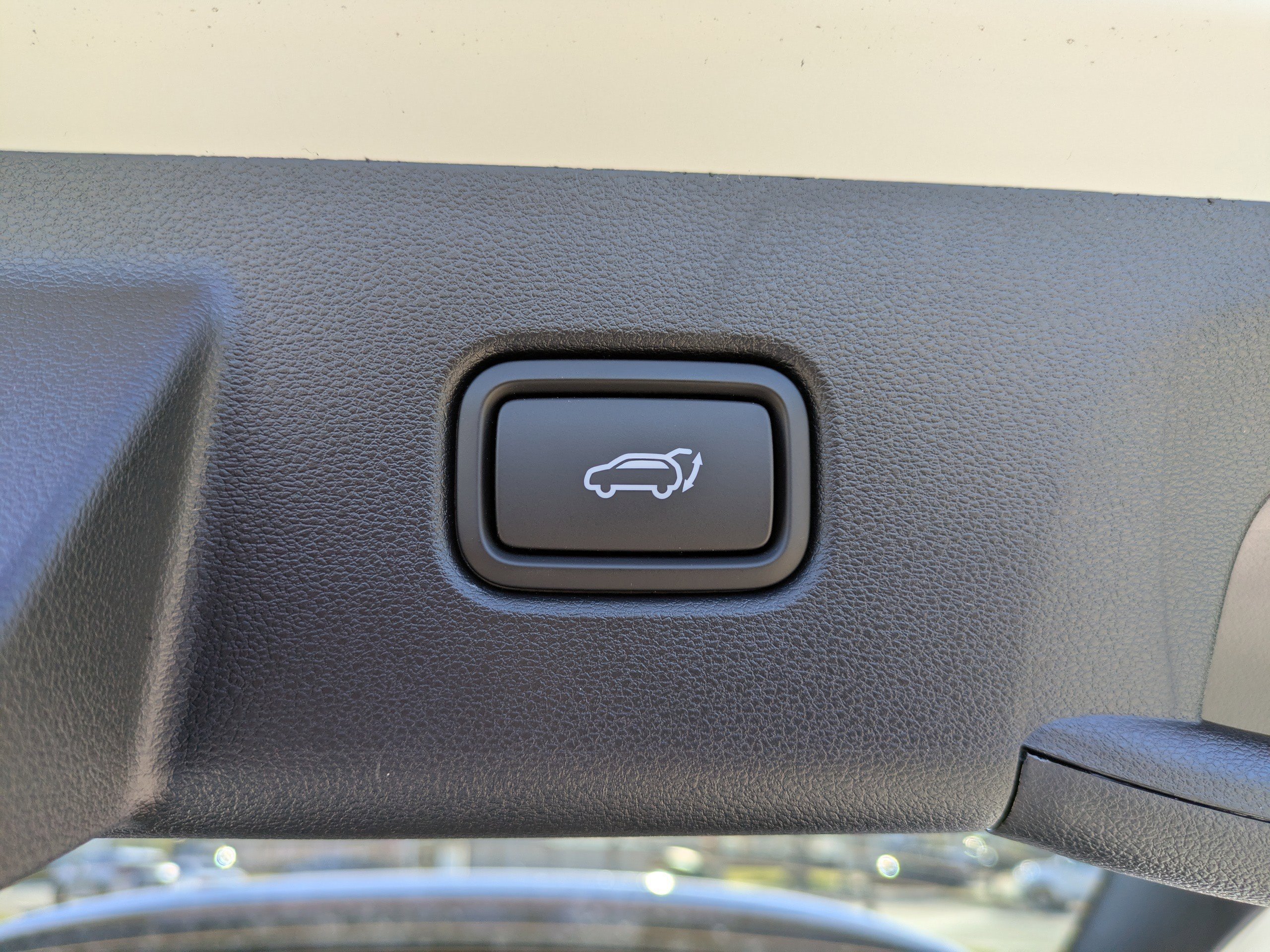New 2026 Serenity White Pearl Hyundai SEL AWD image 16