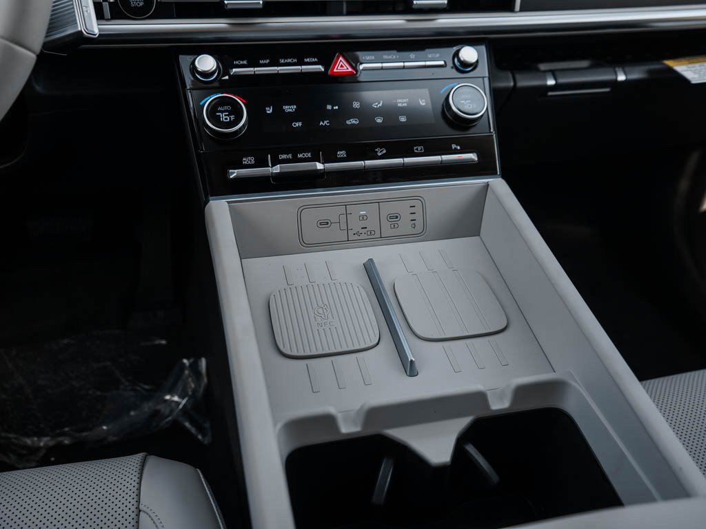 New 2026 Phantom Black Hyundai SEL AWD image 28